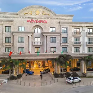 5* Отель Moevenpick Du